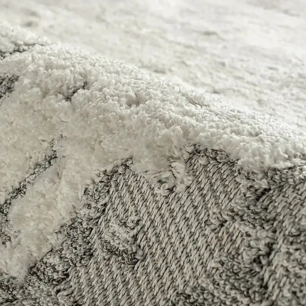 Zahra Bianca - Image 5